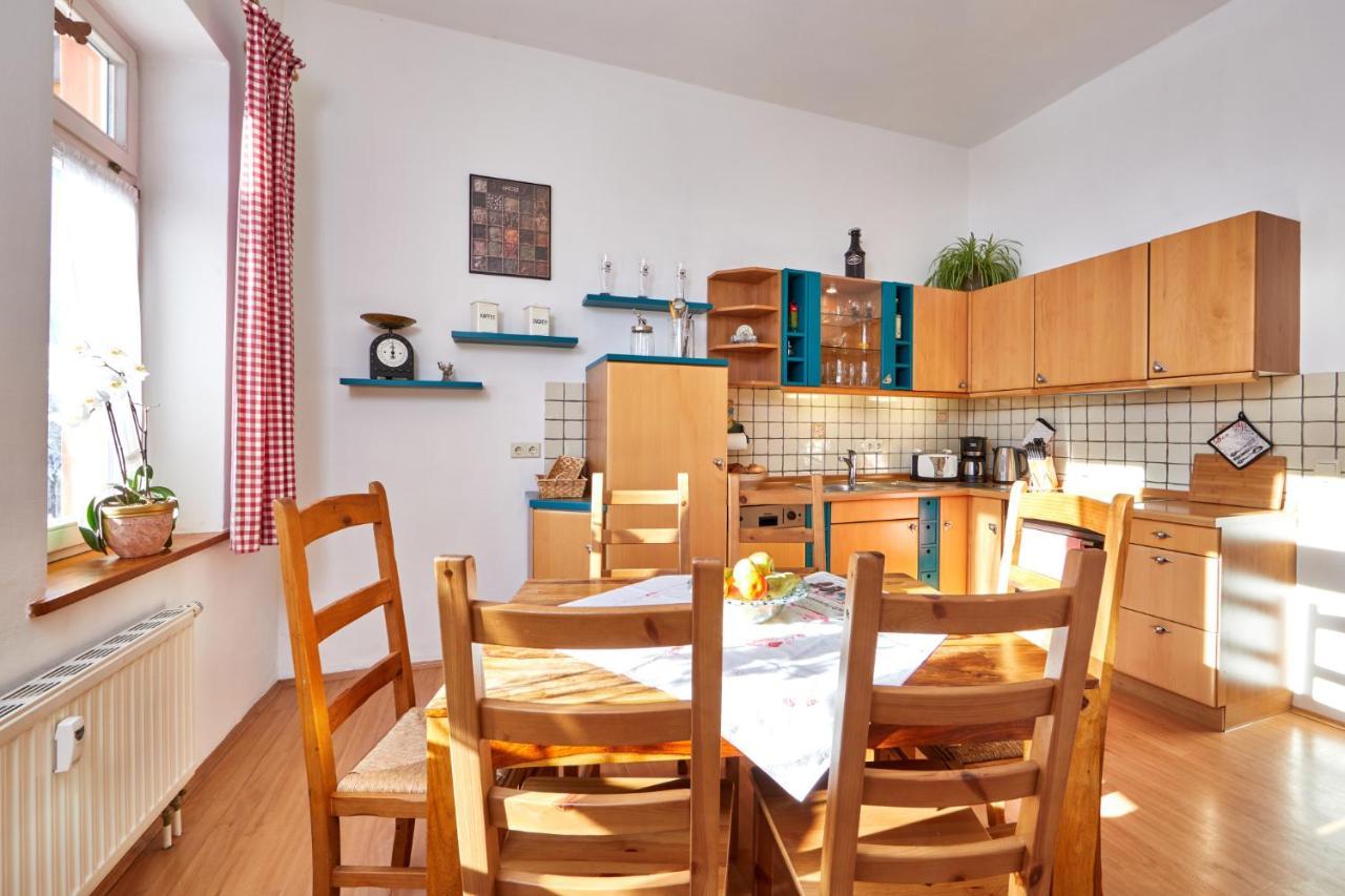 Apartments Alte Villa Гармиш-Партенкирхен Экстерьер фото