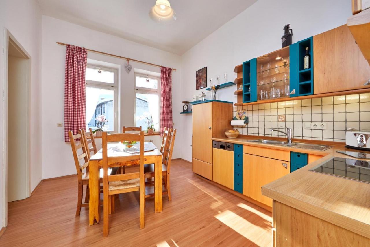 Apartments Alte Villa Гармиш-Партенкирхен Экстерьер фото