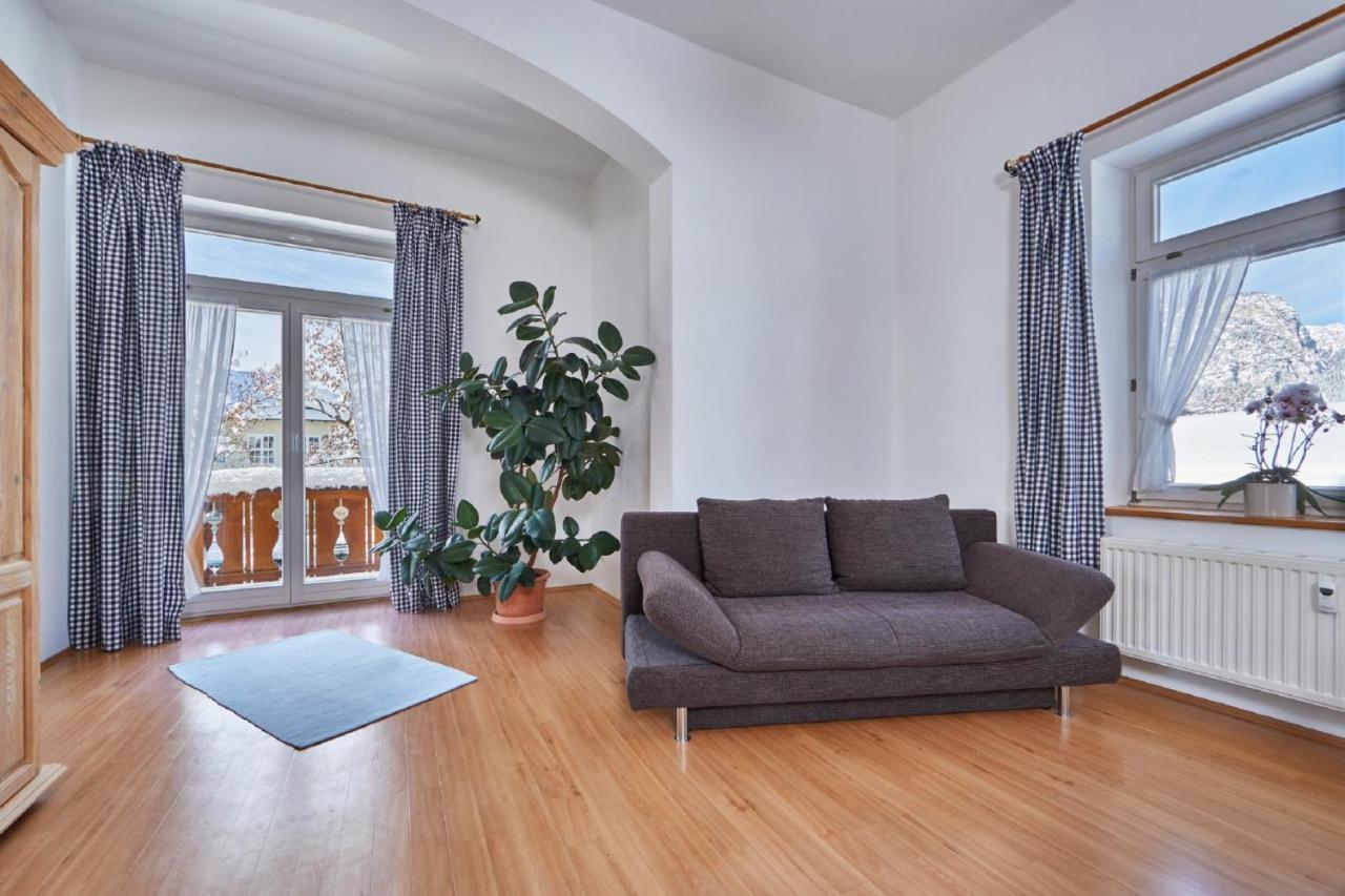 Apartments Alte Villa Гармиш-Партенкирхен Экстерьер фото