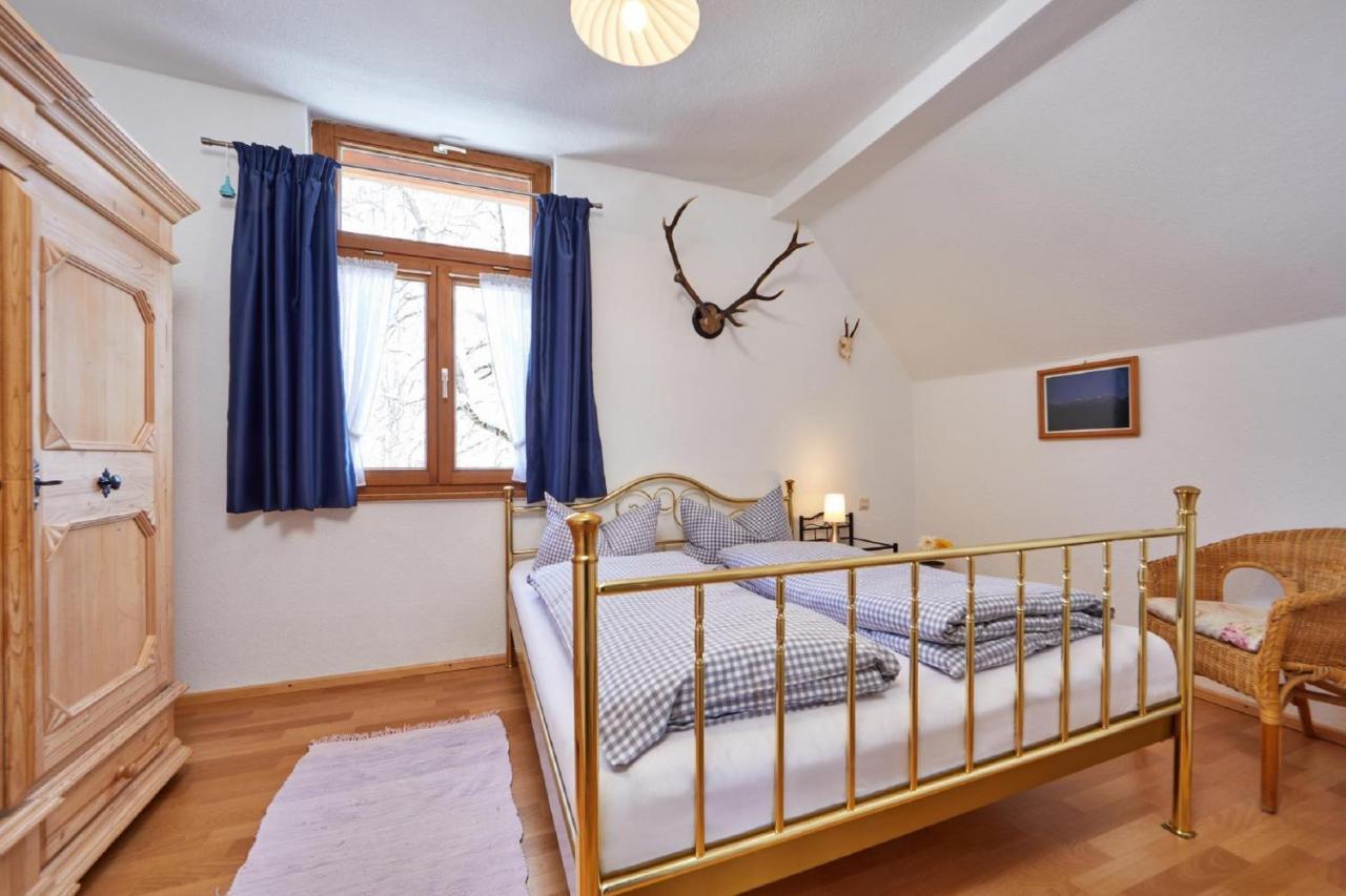 Apartments Alte Villa Гармиш-Партенкирхен Экстерьер фото