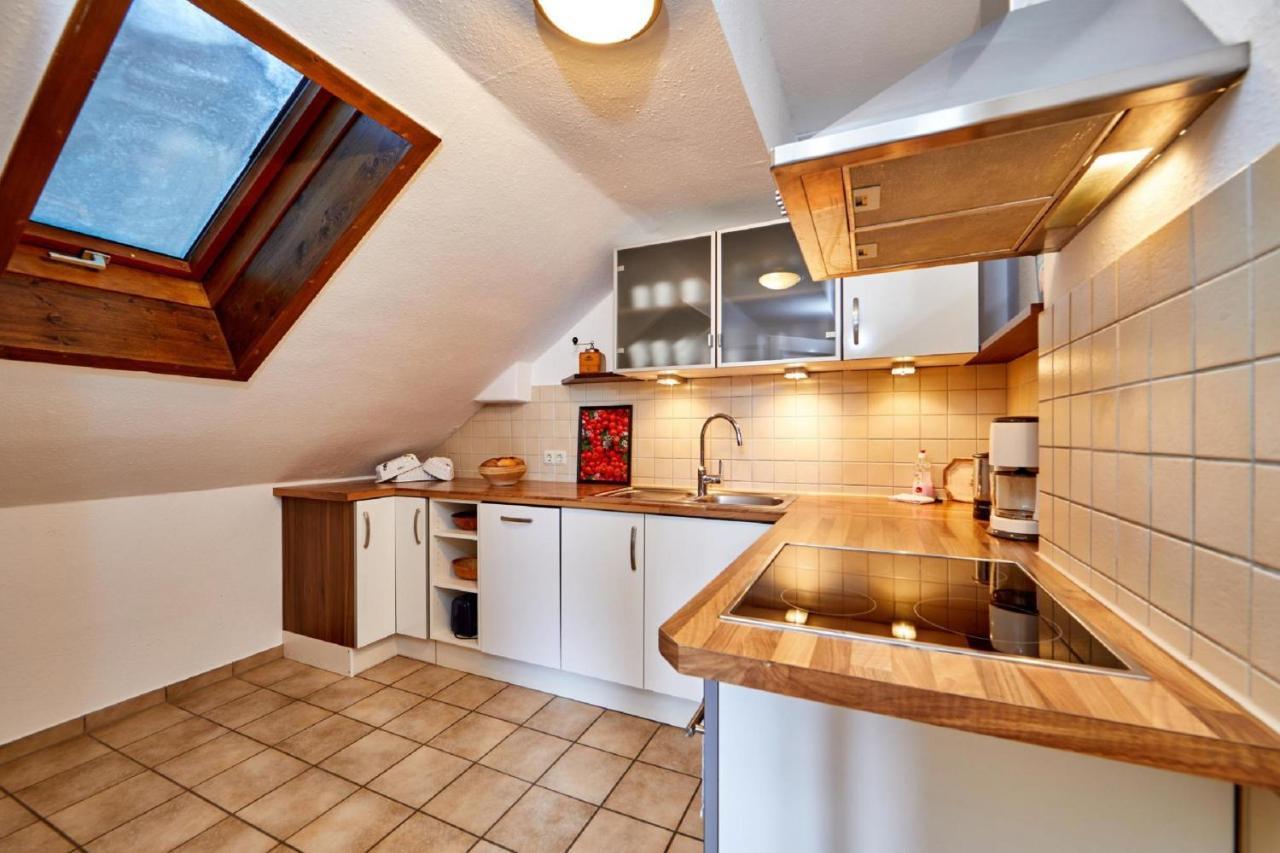 Apartments Alte Villa Гармиш-Партенкирхен Экстерьер фото