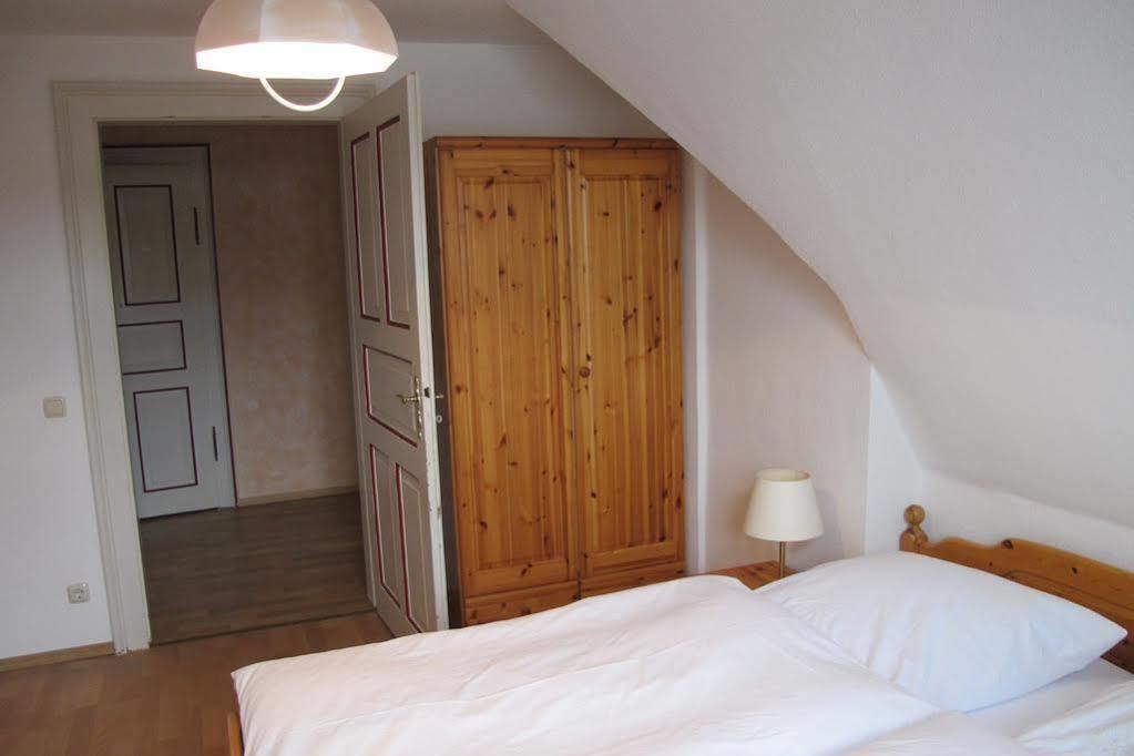 Apartments Alte Villa Гармиш-Партенкирхен Экстерьер фото